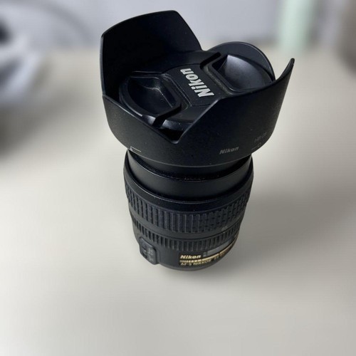 Nikon nikkor 85 - 24, f3.5